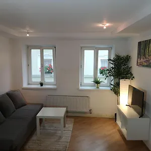 https://deluxe-old-town-apartment.soldenhotels.net